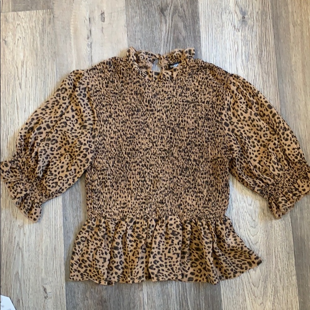 Leopard Top - Picture 2 of 7